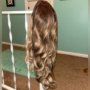 NAYOO beauty long wavy wig